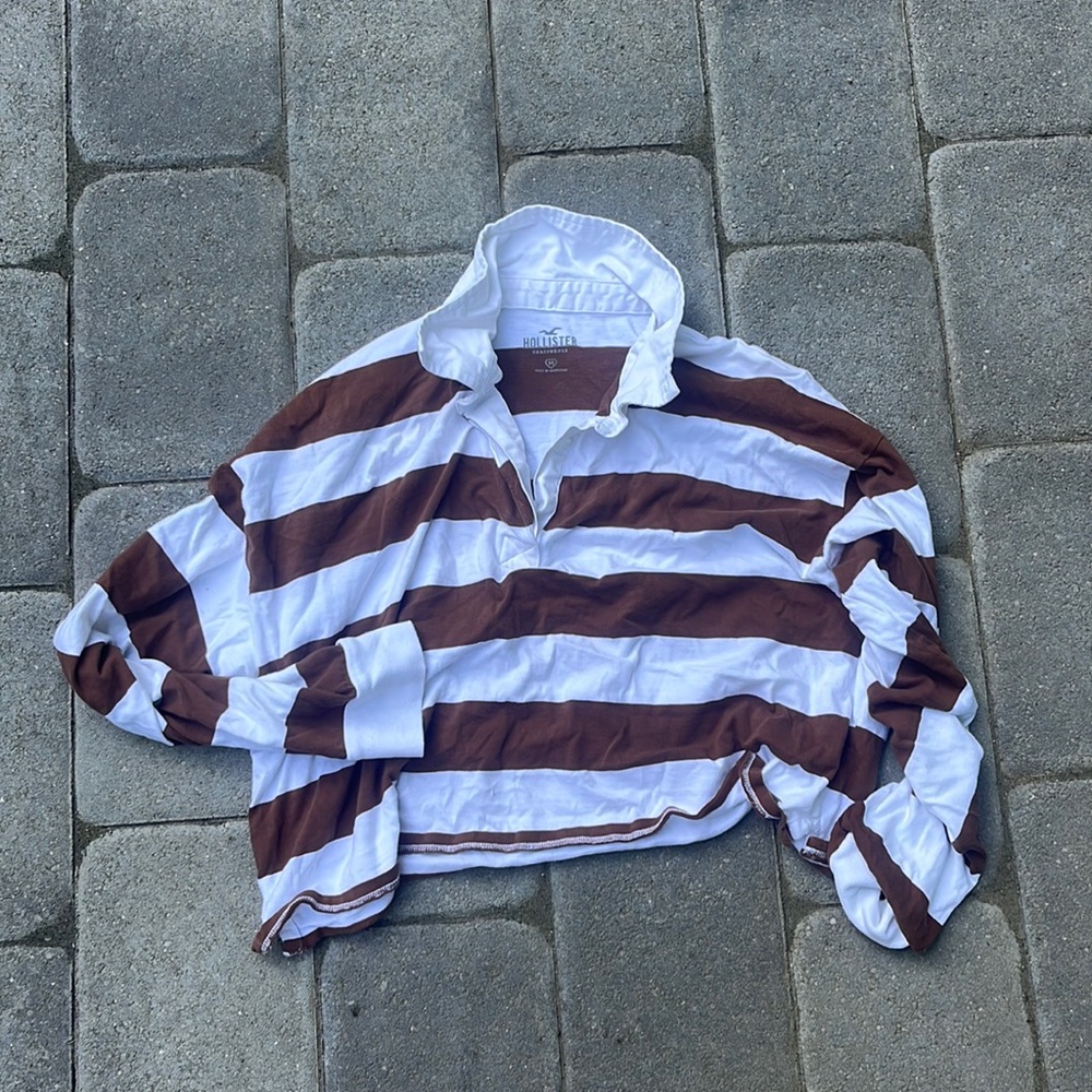 Hollister striped brown/white crop top button up. 5 for shipping!